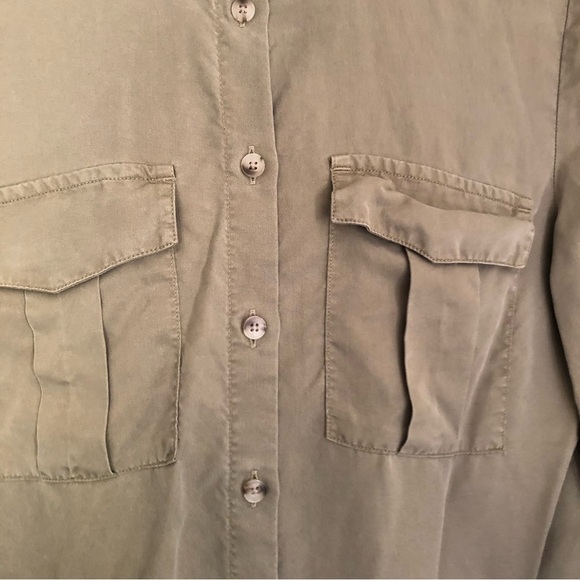 Massimo Dutti Long-sleeve Lyocell Button-down shirt - Picture 2 of 7